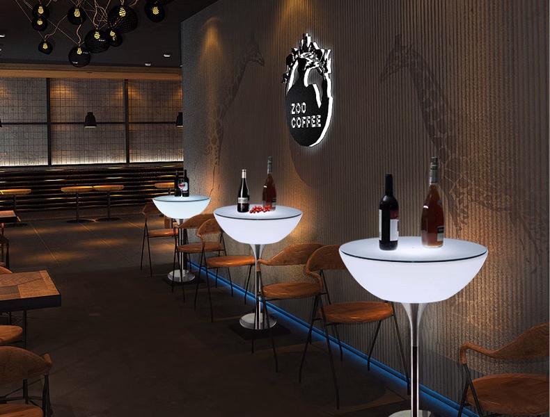 В нашем каталоге появилась инновационная светящаяся мебель! В нашем каталоге появилась инновационная светящаяся мебель!